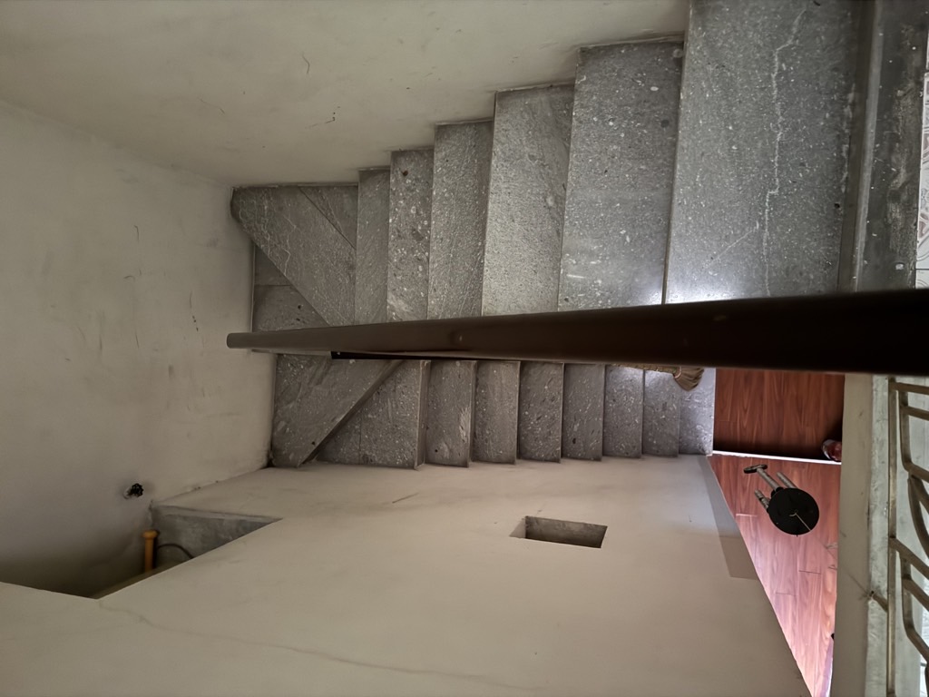 Bán nhà Hào Nam - diện tích 31m2 3 tầng - Cực hiếm - giá 8 tỷ