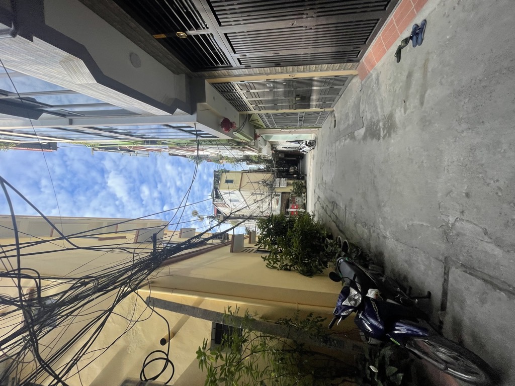 Bán nhà Bùi Xương Trạch - diện tích 35m2 1 tầng - Ô TÔ - LÔ GÓC - PHÂN LÔ BỘ CÔNG AN - giá 5 tỷ