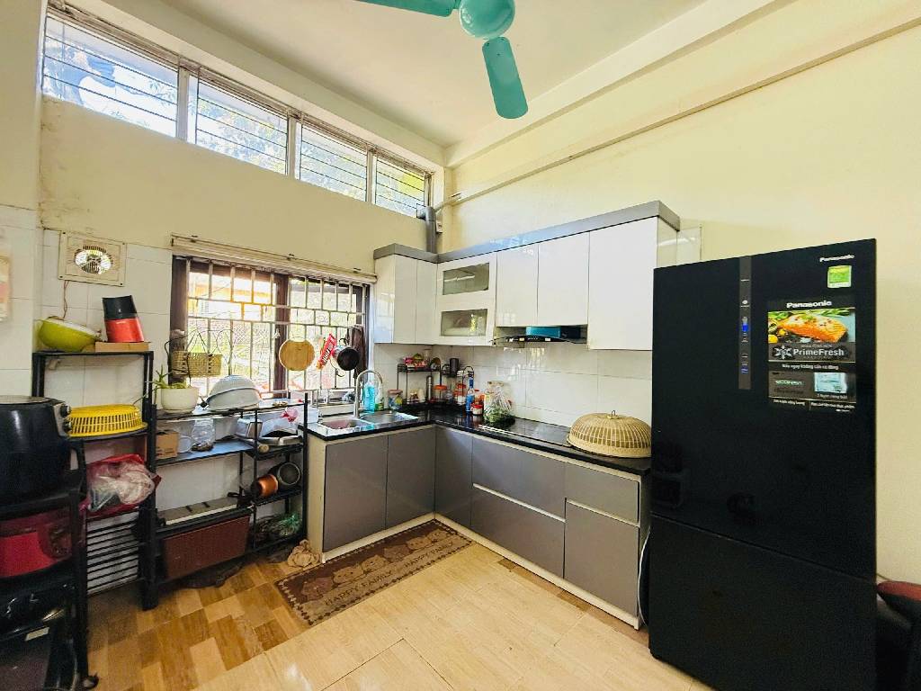 Bán nhà kim giang - diện tích 32,6m2 4 tầng - Ô TÔ TRÁNH - giá 16,4 tỷ