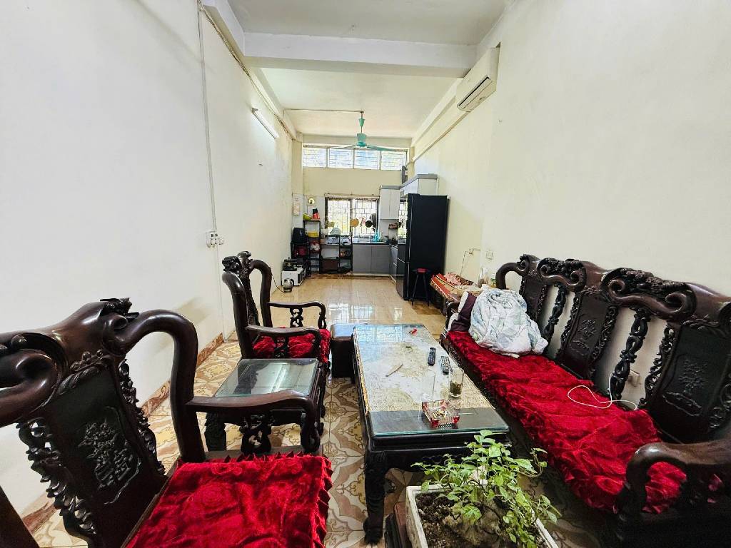 Bán nhà kim giang - diện tích 32,6m2 4 tầng - Ô TÔ TRÁNH - giá 16,4 tỷ