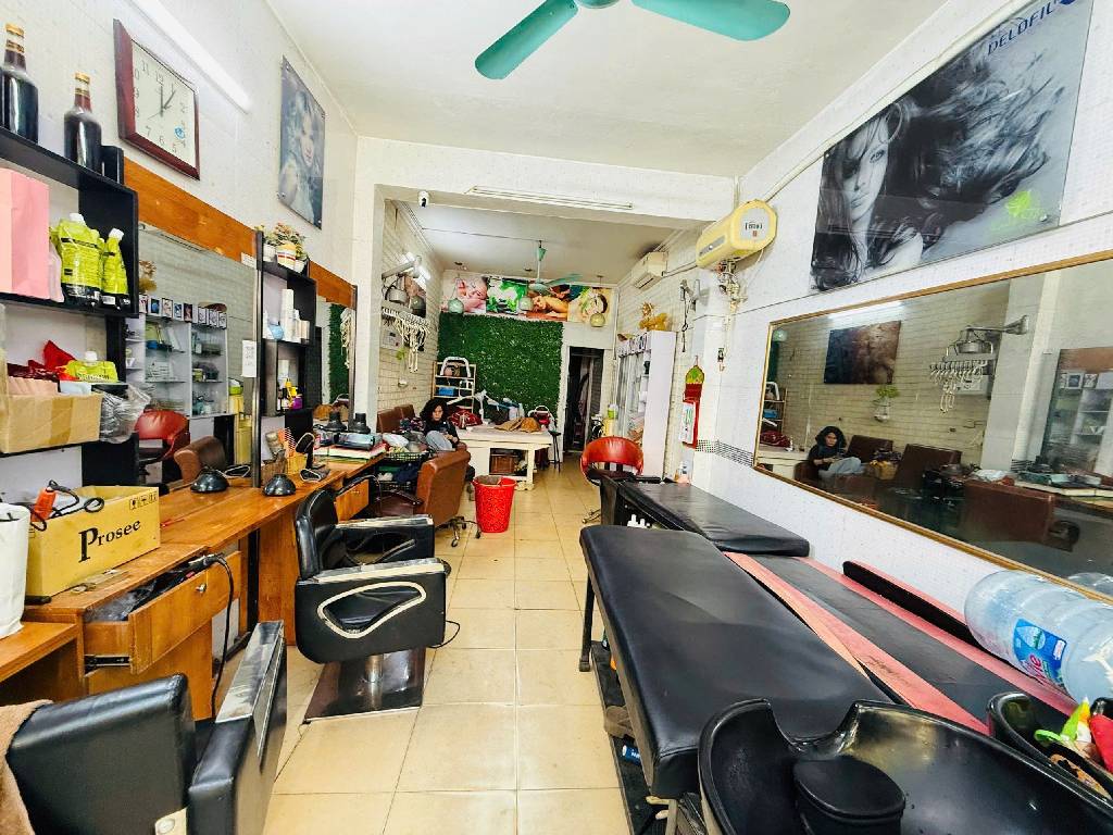 Bán nhà kim giang - diện tích 32,6m2 4 tầng - Ô TÔ TRÁNH - giá 16,4 tỷ