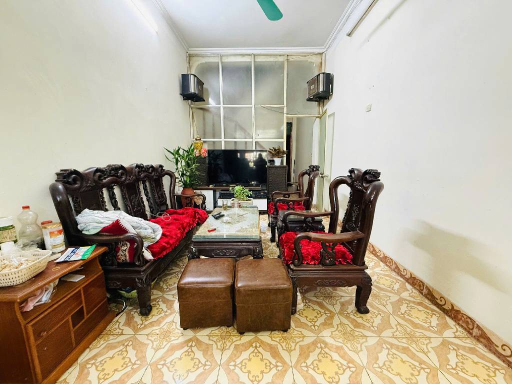 Bán nhà kim giang - diện tích 32,6m2 4 tầng - Ô TÔ TRÁNH - giá 16,4 tỷ