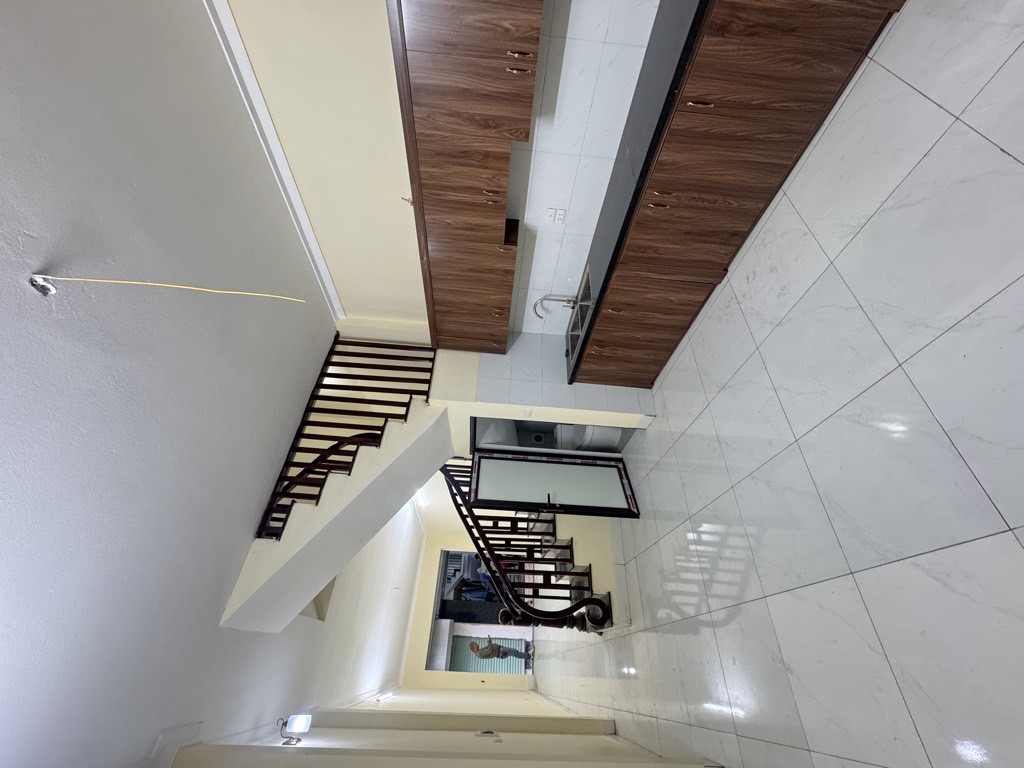 Bán nhà Định Công Hạ - diện tích 51m2 3 tầng - gần ô tô - giá 3,3 tỷ