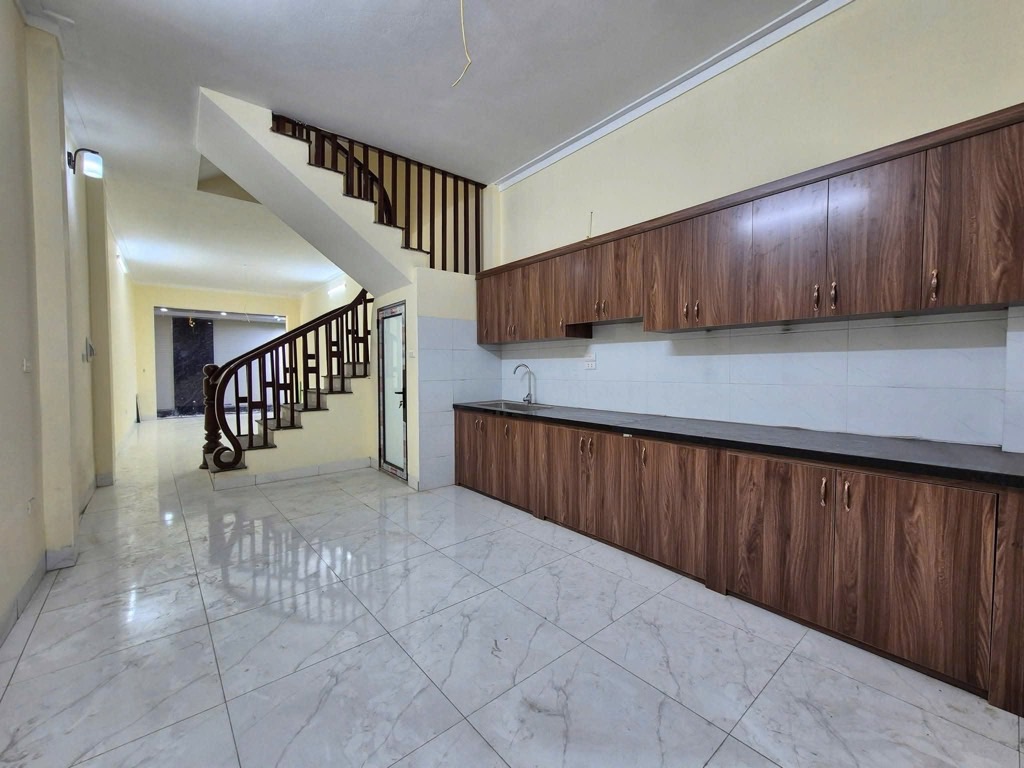 Bán nhà Định Công Hạ - diện tích 51m2 3 tầng - Gần ô tô - giá 3,3 tỷ