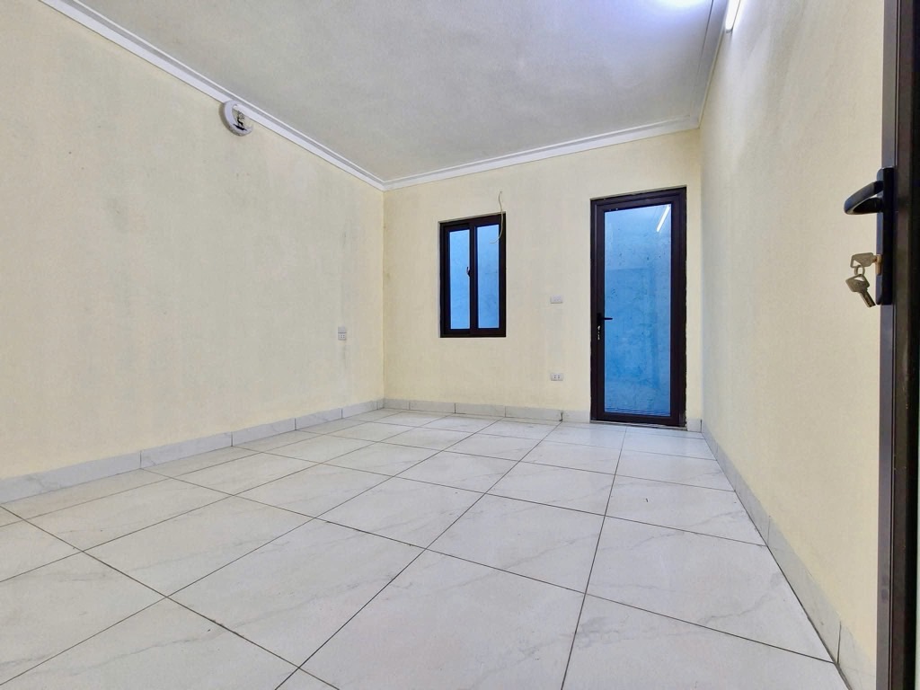 Bán nhà Định Công Hạ - diện tích 51m2 3 tầng - Gần ô tô - giá 3,3 tỷ