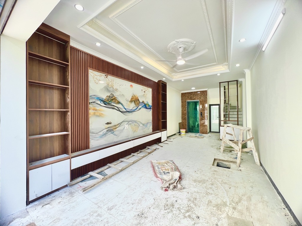 Bán nhà Vĩnh Hưng - diện tích 38m2 5 tầng - LÔ GÓC - Ô TÔ VÀO NHÀ - THANG MÁY - giá 12 tỷ