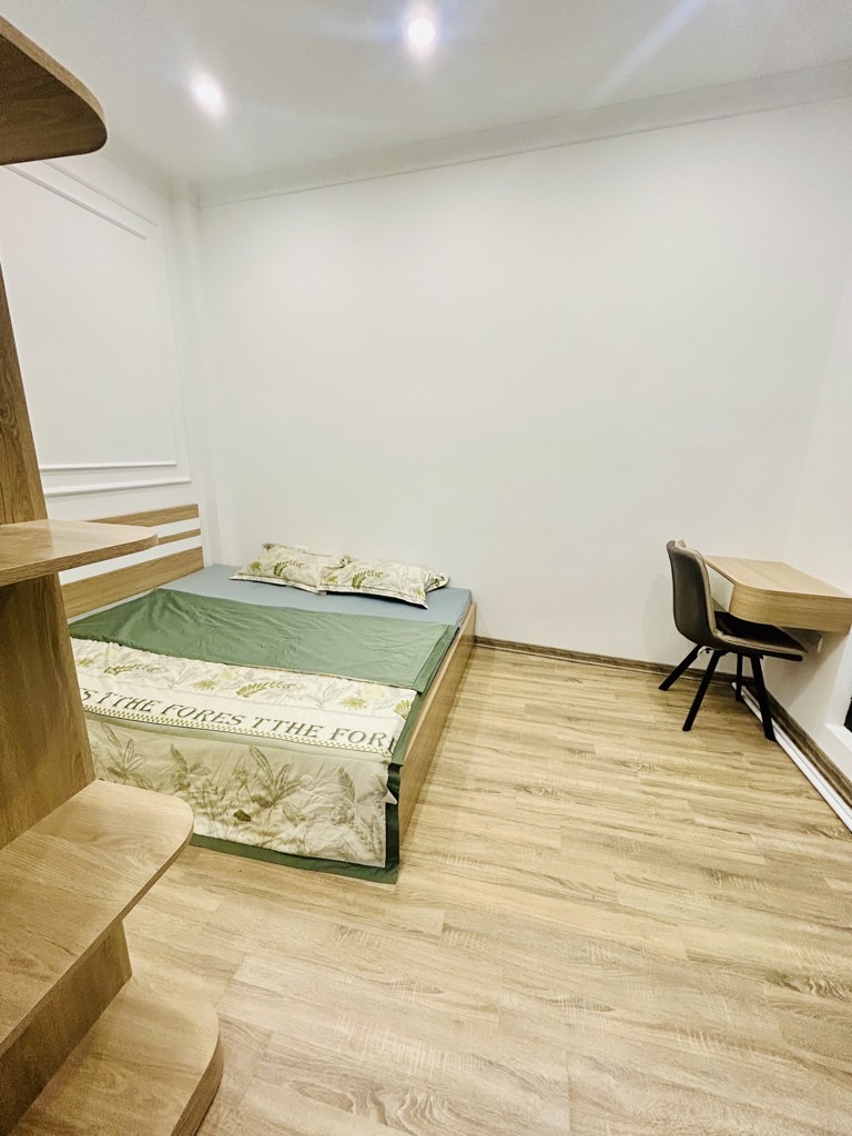 Bán nhà Bùi Xương Trạch - diện tích 28.4m2 2 tầng - Lô góc - giá 2,5 tỷ