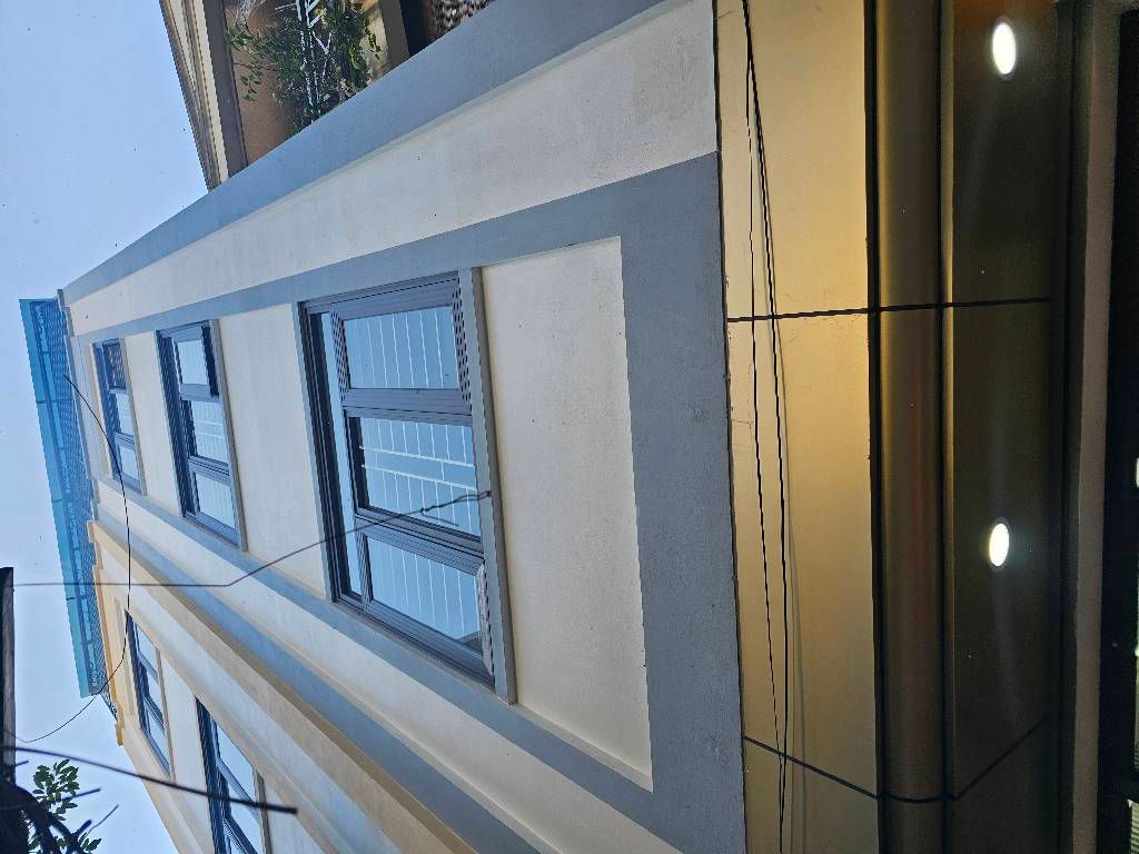 Bán nhà Giáp Bát - diện tích 39,4m2 5 tầng - Thang máy hiện đại - giá 11,4 tỷ