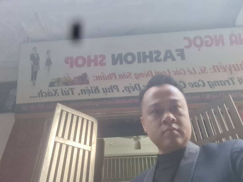 Bán nhà Trịnh Đình Cửu - diện tích 45m2 3 tầng - ô tô vào nhà - giá 9,9 tỷ