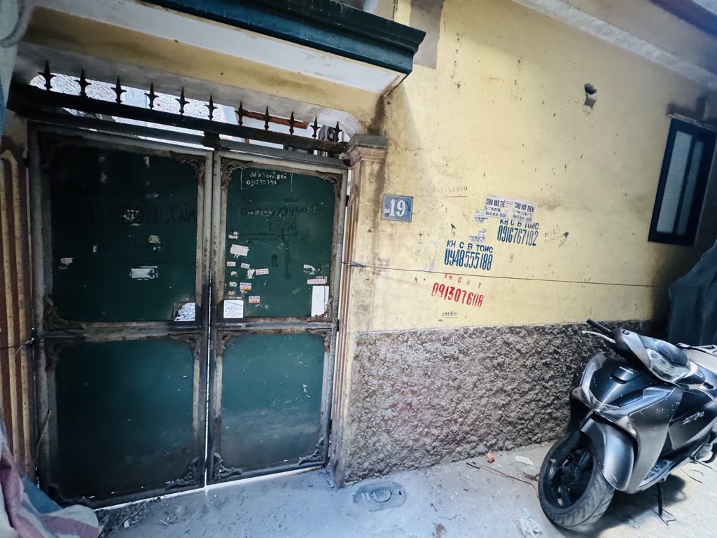 Bán nhà Chùa Láng - diện tích 88m2 6 tầng - Nhà đẹp hiếm có - giá 24 tỷ