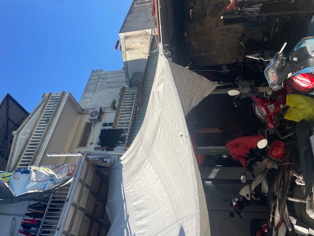 Bán nhà Thuý Lĩnh - diện tích 64m2 3 tầng - ô tô chạy vèo vèo - giá 7,5 tỷ