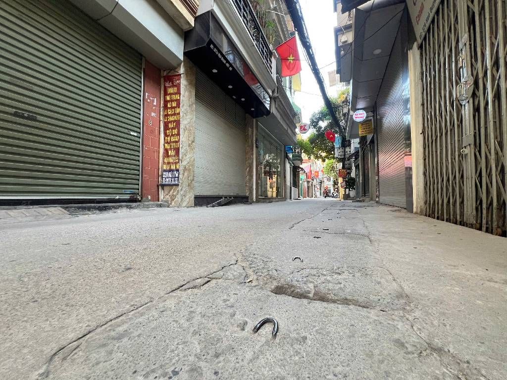 Bán nhà Ngõ Quỳnh - diện tích 61m2 3 tầng - Ô TÔ, KINH DOANH - giá 11,9 tỷ