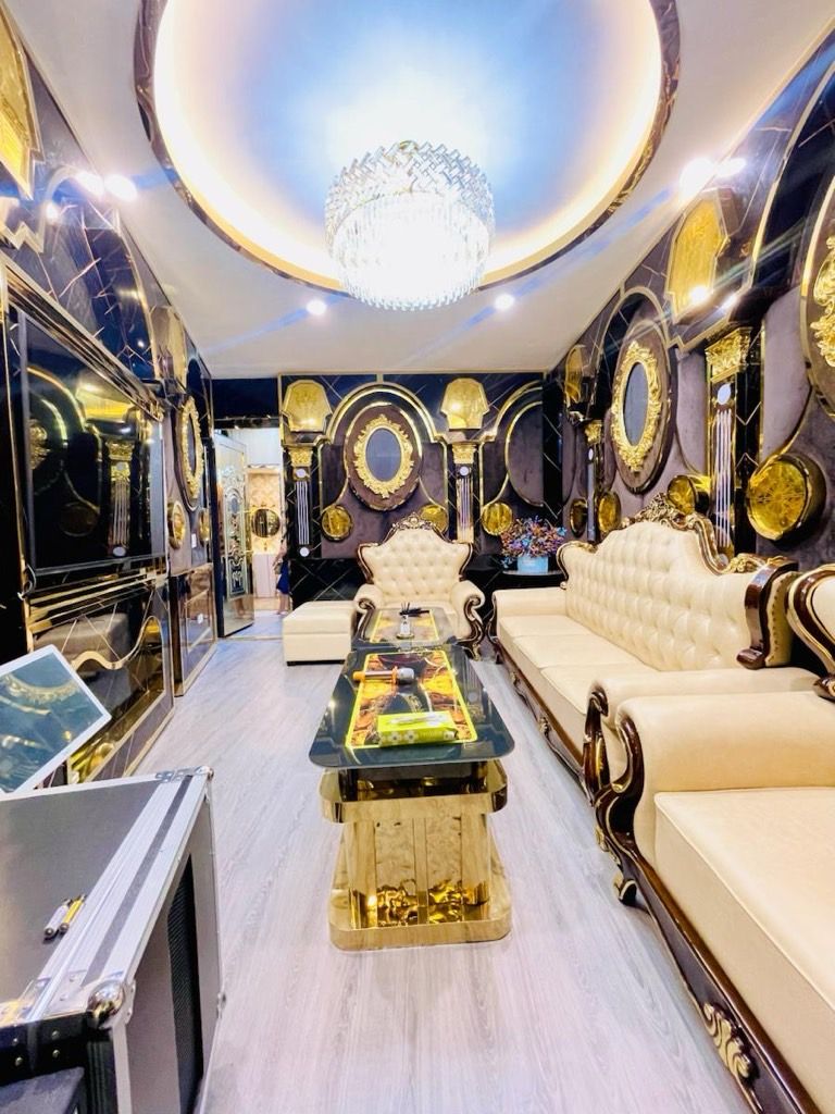 Bán nhà Trường Chinh - diện tích 49m2 5 tầng - Nhà mới đẹp ở ngay - giá 14,2 tỷ