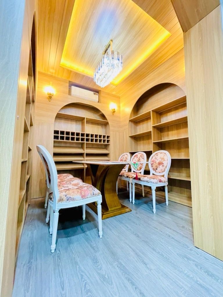 Bán nhà Trường Chinh - diện tích 49m2 5 tầng - Nhà mới đẹp ở ngay - giá 14,2 tỷ