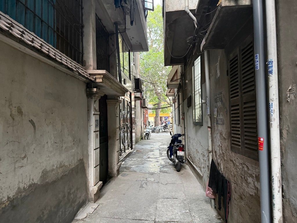 Bán nhà Hoàng Mai - diện tích 58.2m2 4 tầng - 2 mặt ngõ thông - giá 16 tỷ