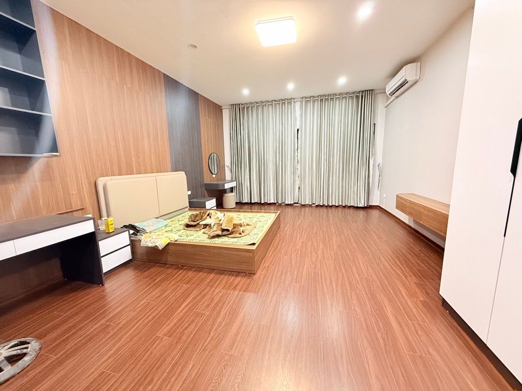 Bán nhà Hoàng Mai - diện tích 58.2m2 4 tầng - 2 mặt ngõ thông - giá 16 tỷ