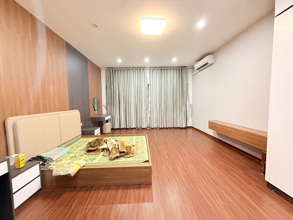 Bán nhà Hoàng Mai - diện tích 58.2m2 4 tầng - 2 mặt ngõ thông - giá 16 tỷ