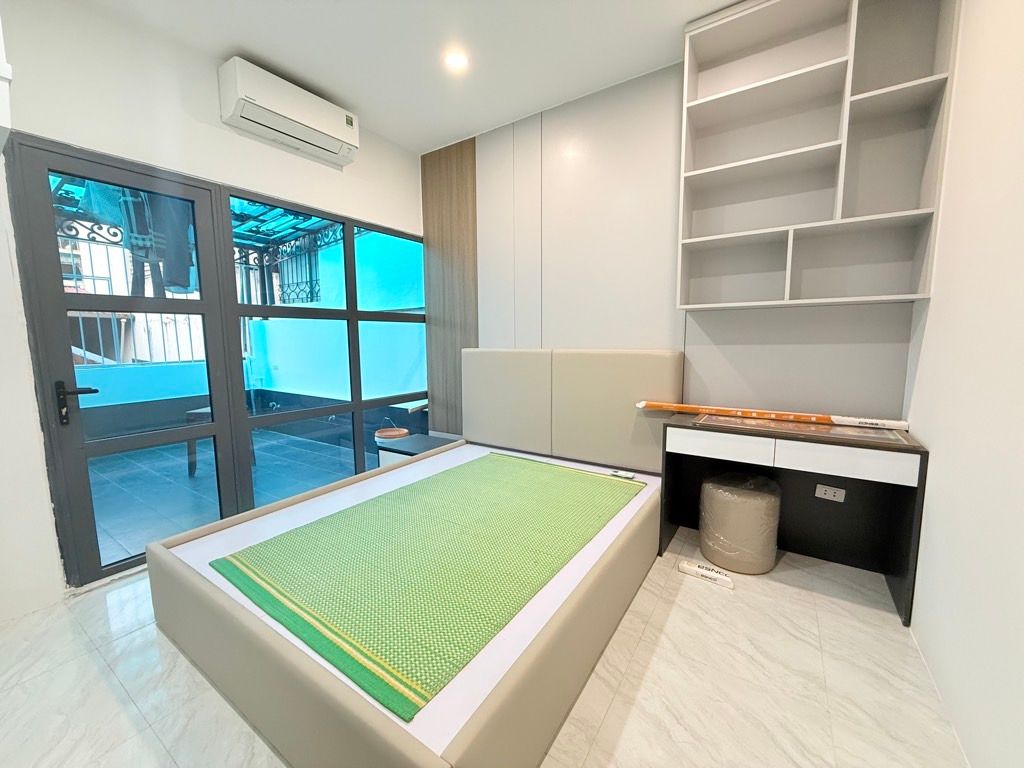 Bán nhà Hoàng Mai - diện tích 58.2m2 4 tầng - 2 mặt ngõ thông - giá 16 tỷ