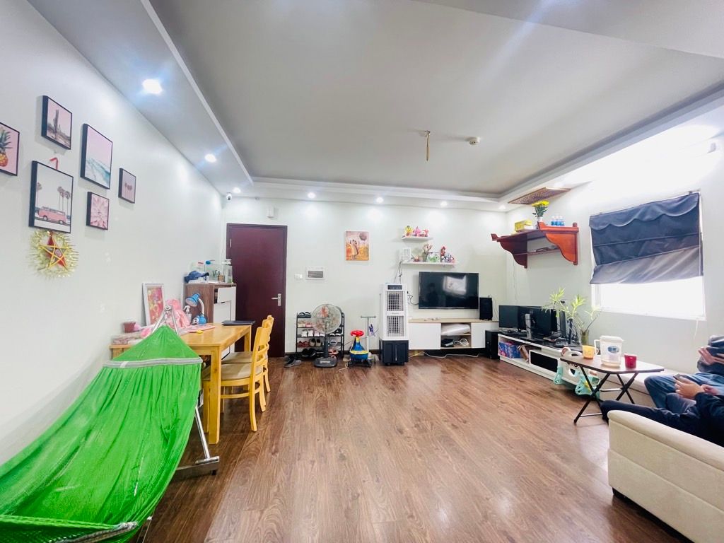 Bán nhà Bùi Xương Trạch - diện tích 67.3m2 15 tầng - Căn góc hai mặt thoáng - giá 5,8 tỷ