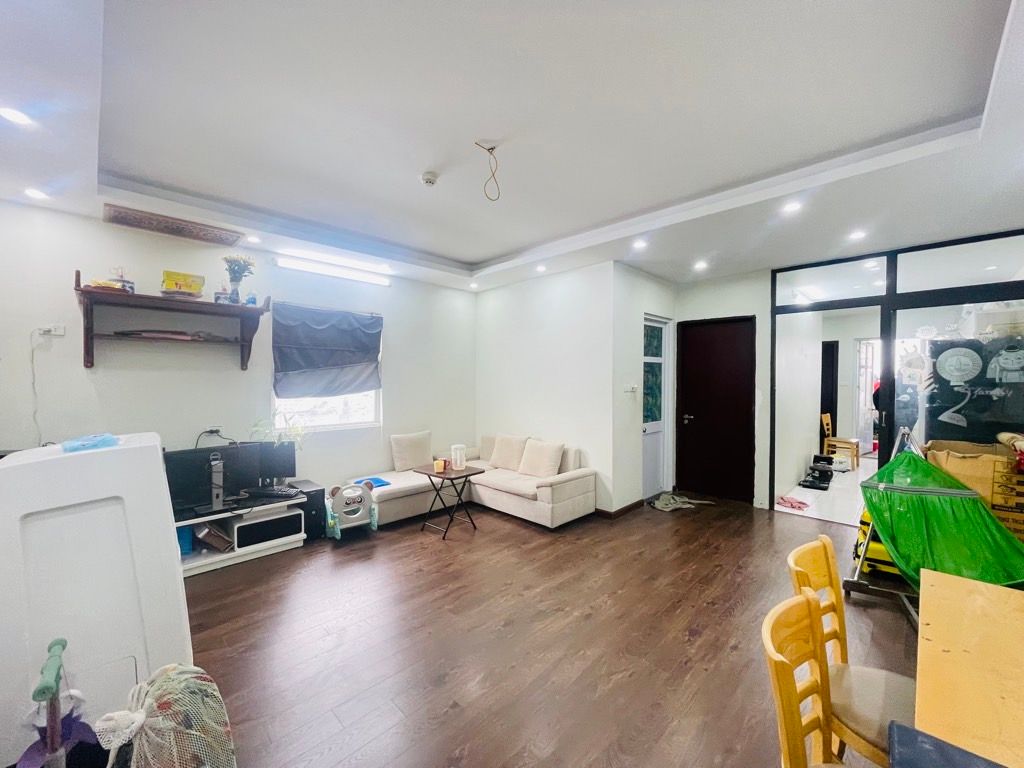 Bán nhà Bùi Xương Trạch - diện tích 67.3m2 15 tầng - Căn góc hai mặt thoáng - giá 5,8 tỷ