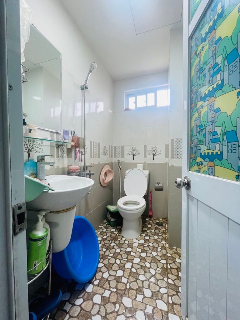 Bán nhà Bùi Xương Trạch - diện tích 67.3m2 15 tầng - Căn góc hai mặt thoáng - giá 5,8 tỷ