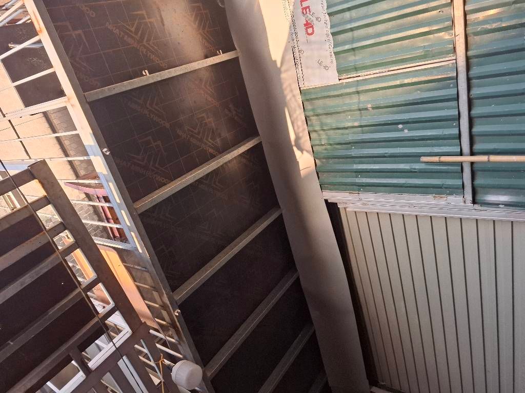 Bán nhà Nguyễn Xiển - diện tích 102m2 2 tầng - Nhà chưa sổ, đất nông nghiệp - giá 6,1 tỷ