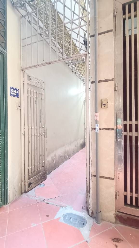 Bán nhà Trương Định - diện tích 33,9m2 5 tầng - Cực hiếm - giá 8,5 tỷ