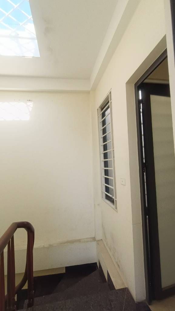 Bán nhà Trương Định - diện tích 33,9m2 5 tầng - Cực hiếm - giá 8,5 tỷ