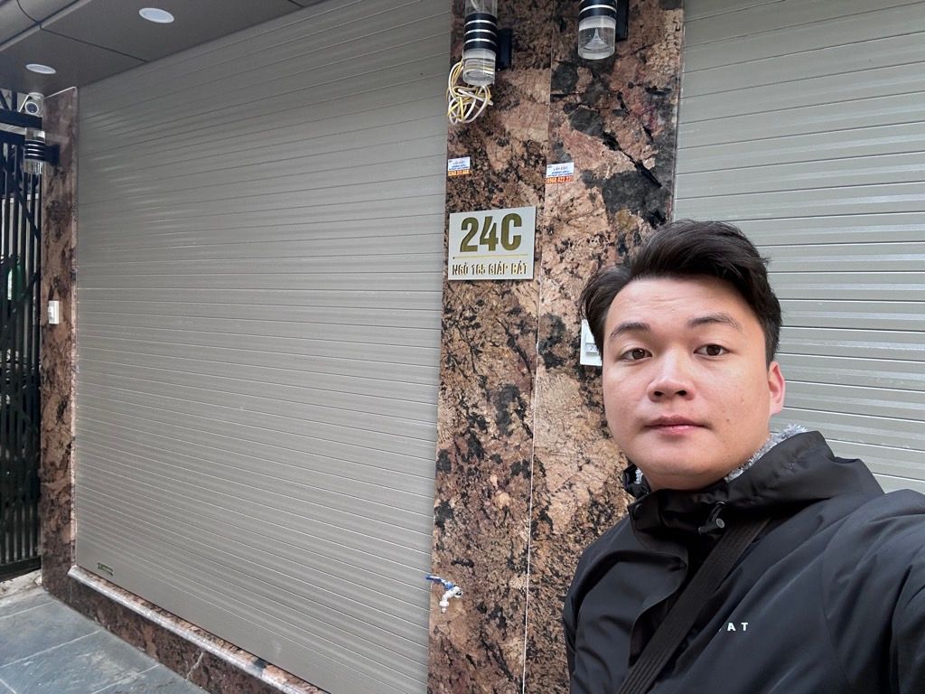 Bán nhà Giáp Bát - diện tích 38,1m2 5 tầng - thang máy - giá 12,6 tỷ