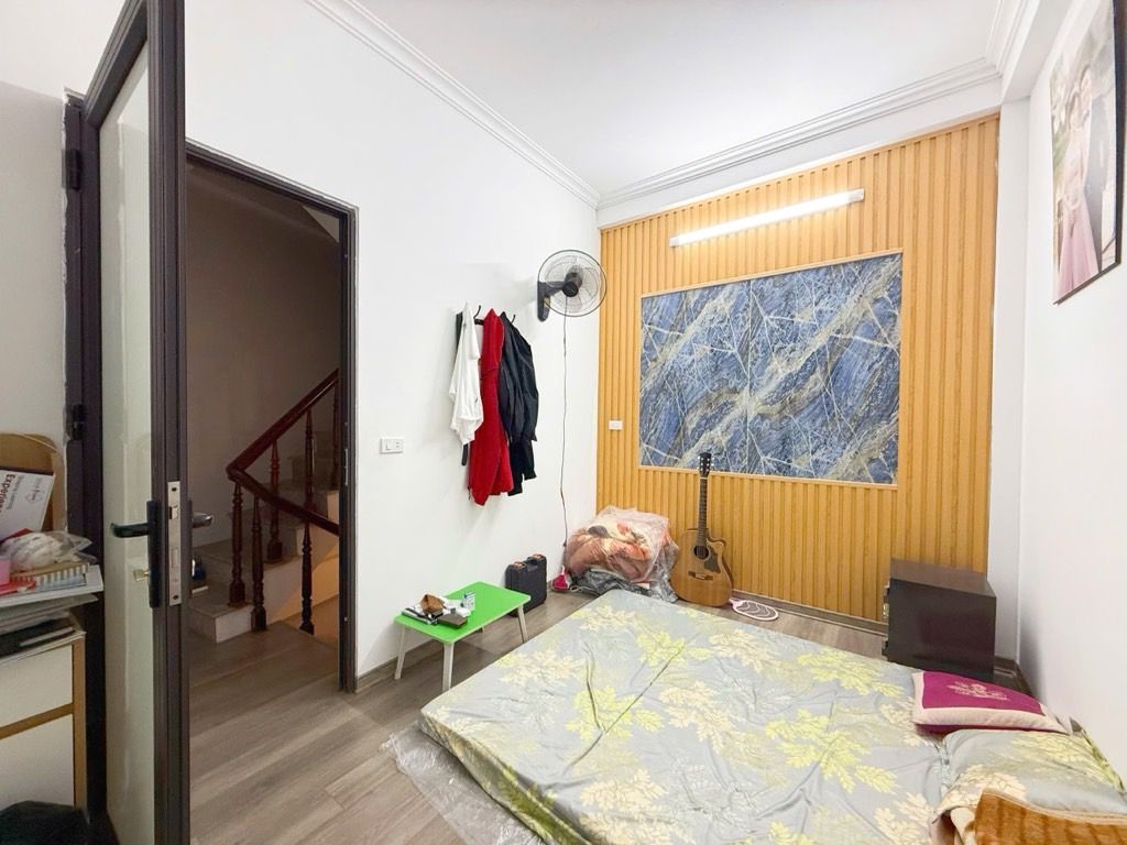 Bán nhà Hoàng Mai - diện tích 22m2 5 tầng - gần ô tô - giá 6,2 tỷ