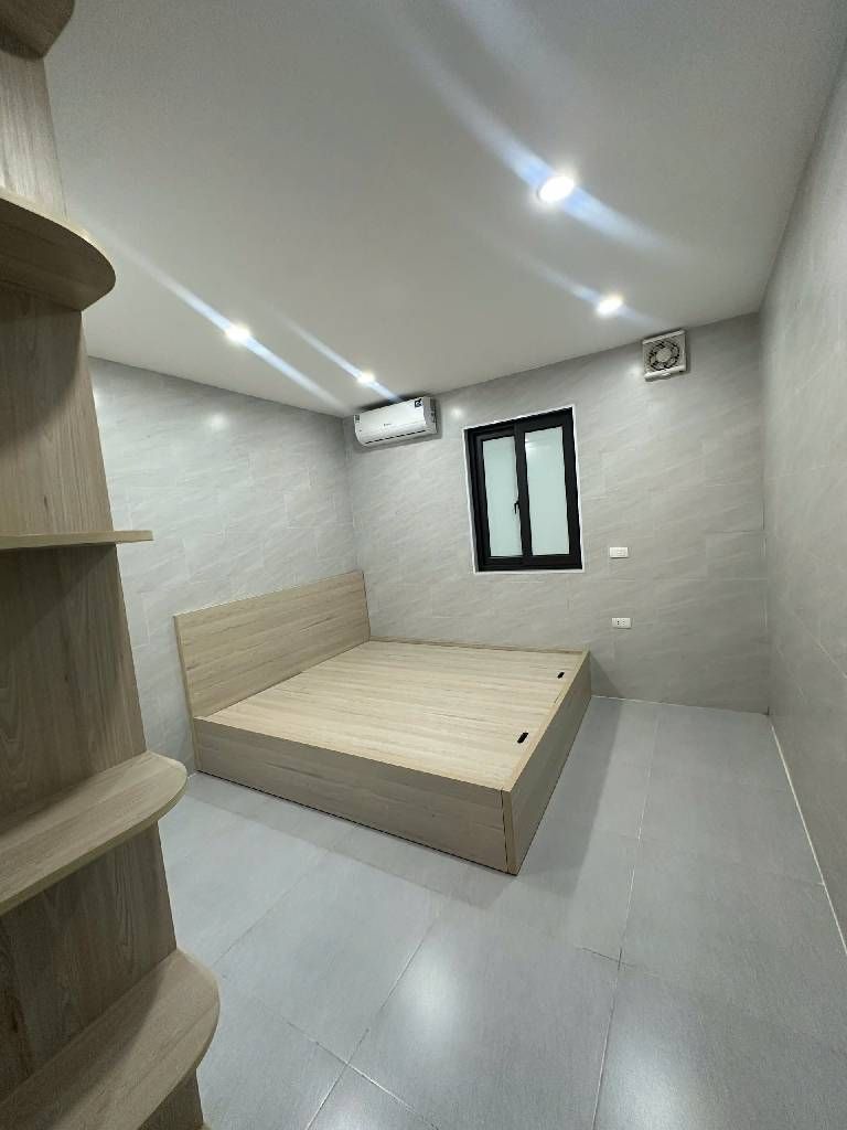 Bán nhà 8/3 - diện tích 60m2 1 tầng - Căn hộ tập thể vừa ở vừa kinh doanh - giá 4,55 tỷ