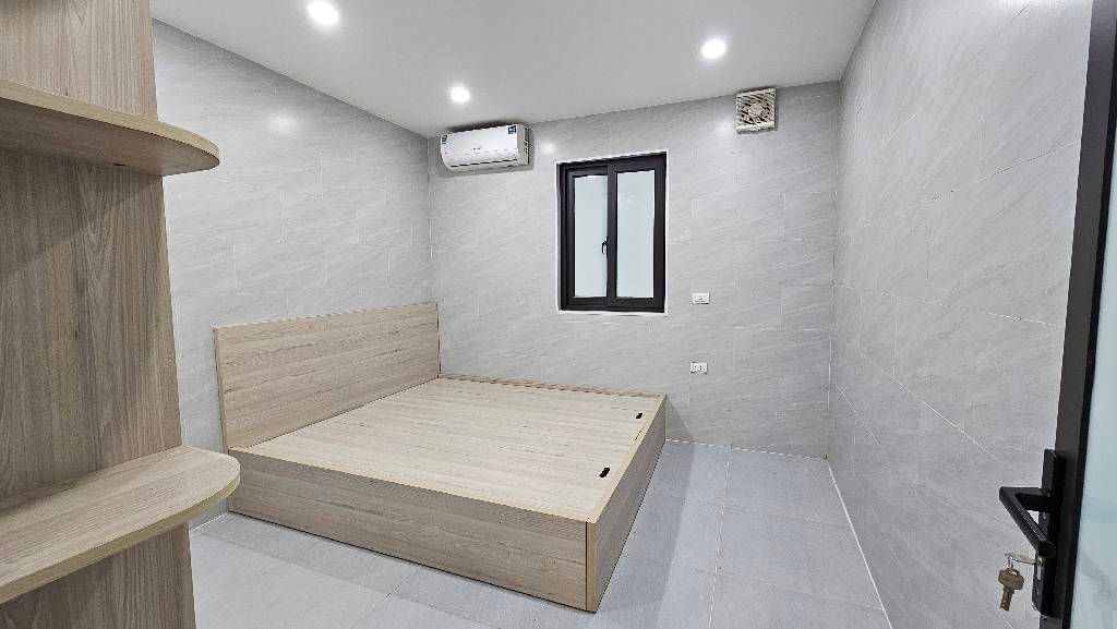 Bán nhà 8/3 - diện tích 60m2 1 tầng - Căn hộ tập thể vừa ở vừa kinh doanh - giá 4,55 tỷ