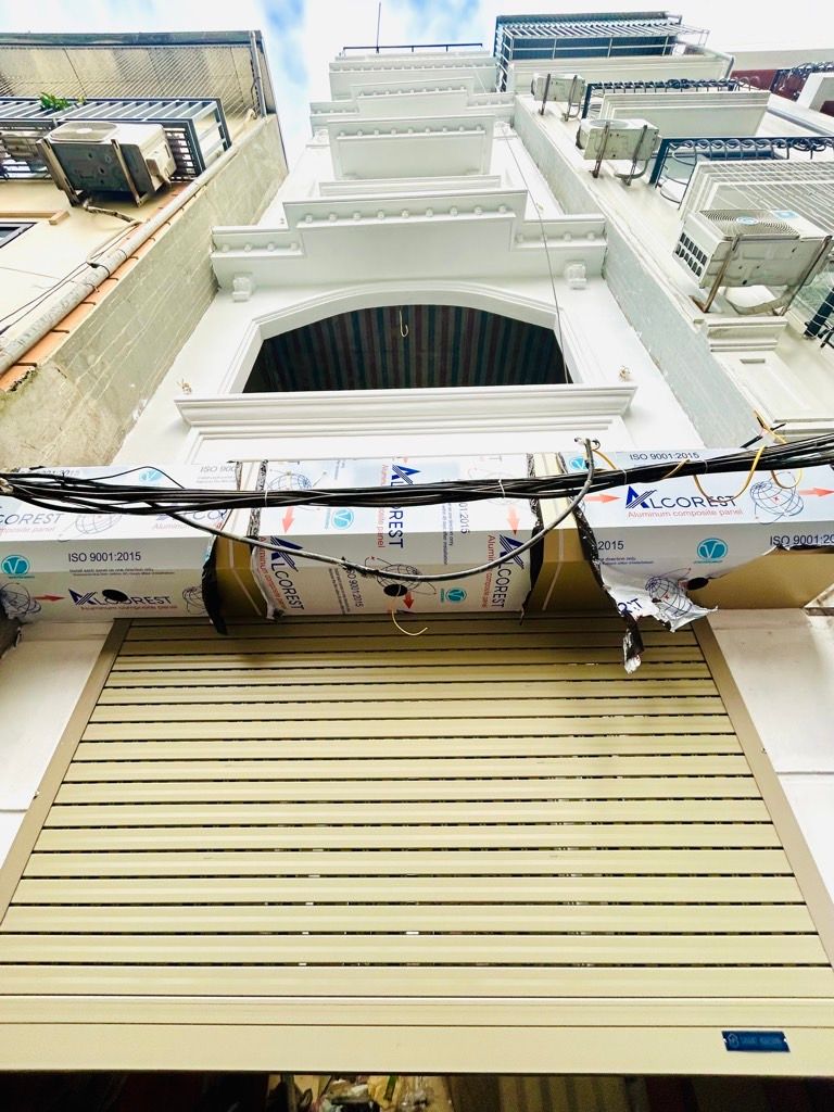 Bán nhà Lĩnh Nam - diện tích 30m2 6 tầng - thang máy - giá 7,8 tỷ