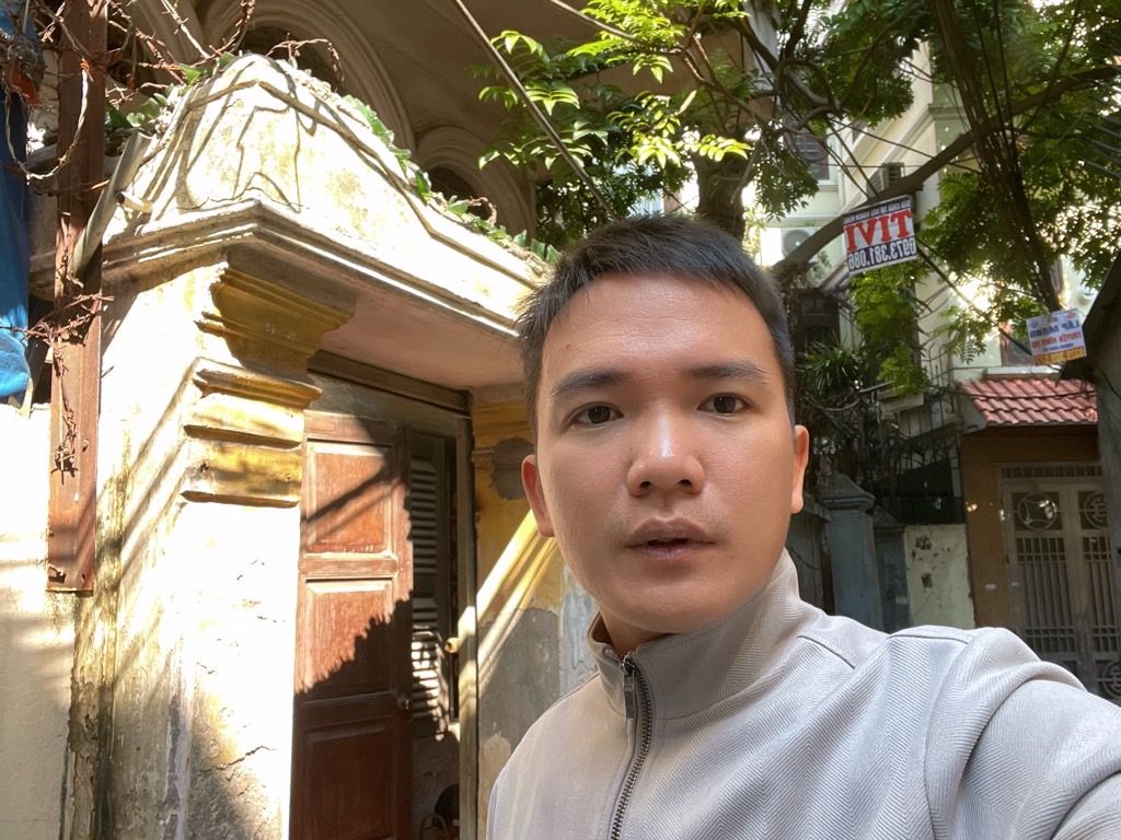 Bán nhà Yên Lạc - diện tích 79m2 3 tầng - Nhà mặt ngõ thông sang 559 Kim Ngưu - giá 15,9 tỷ