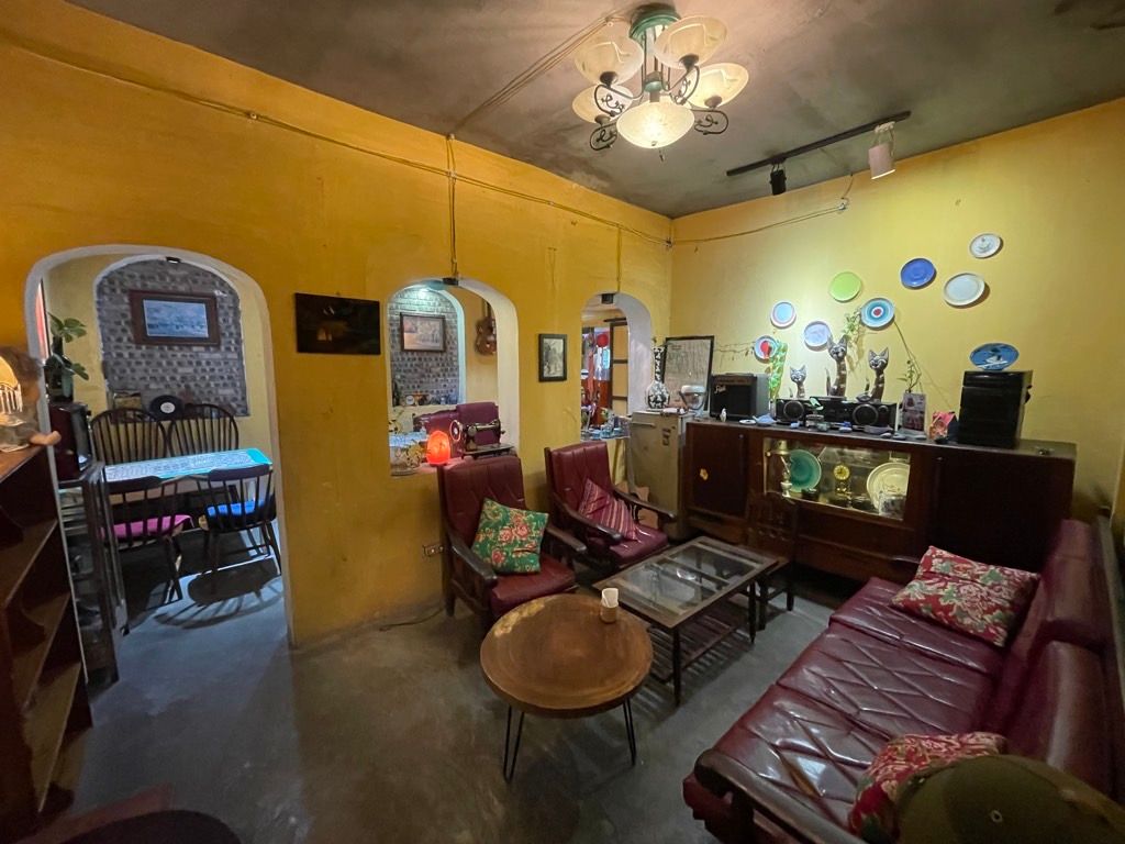 Bán nhà Hoàng Ngọc Phách - diện tích 40.7m2 1 tầng - Mặt phố - giá 9,5 tỷ