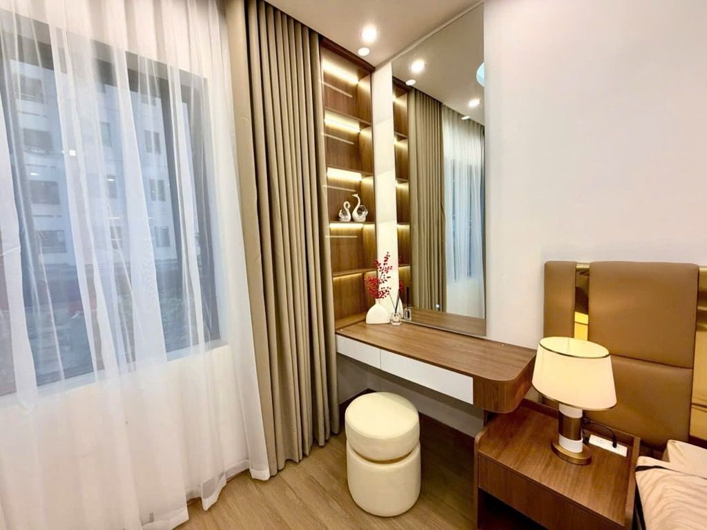 Bán nhà Hoàng Đạo Thuý - diện tích 115m2 1 tầng - Căn hộ chung cư siêu VIP - giá 10,3 tỷ