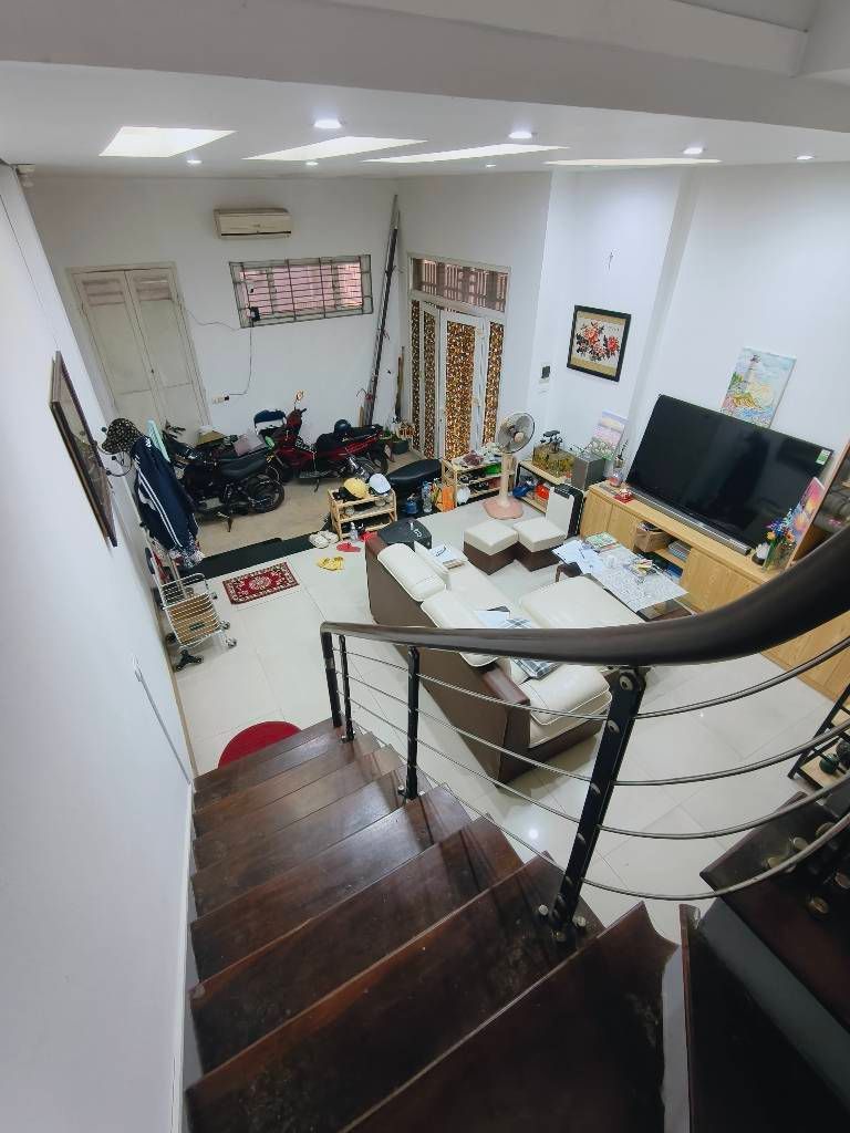 Bán nhà Chợ Khâm Thiên - diện tích 39,9m2 5 tầng - Lô góc 2 mặt ngõ - giá 11,68 tỷ