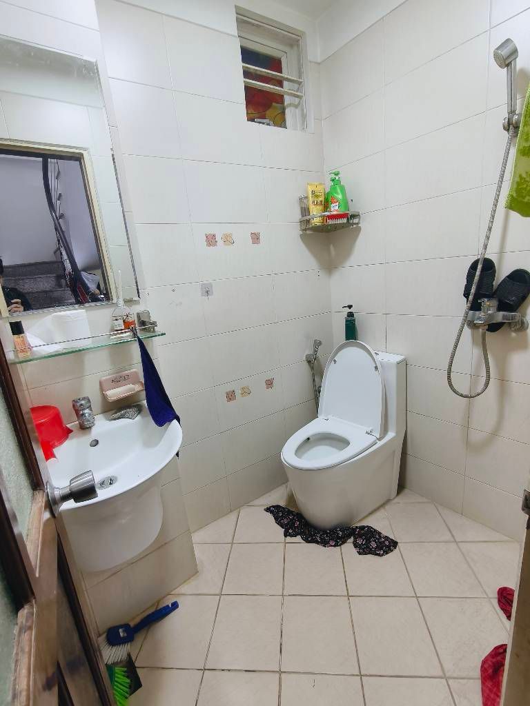 Bán nhà Chợ Khâm Thiên - diện tích 39,9m2 5 tầng - Lô góc 2 mặt ngõ - giá 11,68 tỷ