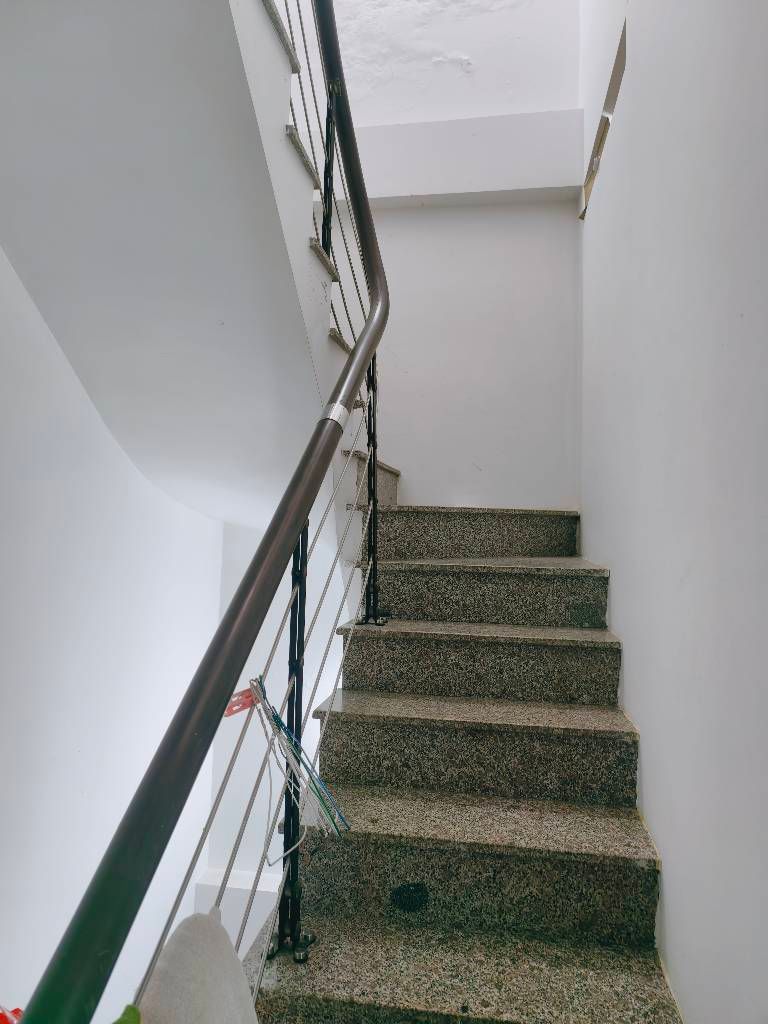 Bán nhà Chợ Khâm Thiên - diện tích 39,9m2 5 tầng - Lô góc 2 mặt ngõ - giá 11,68 tỷ