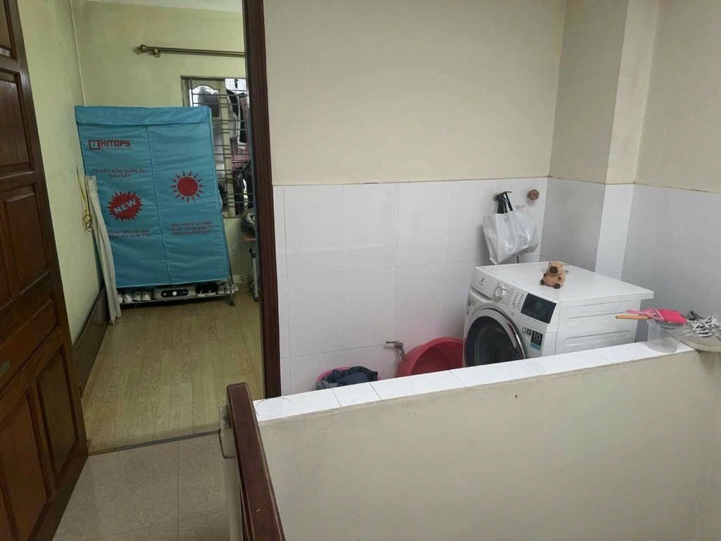 Bán nhà Lĩnh Nam - diện tích 27m2 5 tầng - CỰC HIẾM - CỰC HÓT - giá 5,95 tỷ