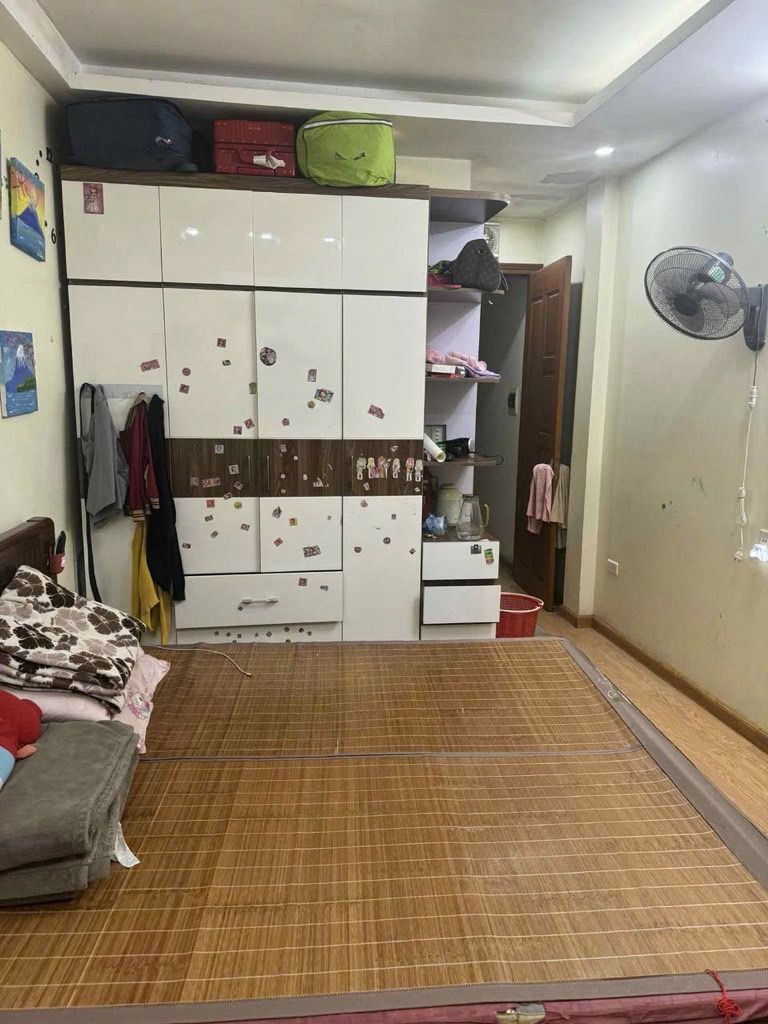 Bán nhà Lĩnh Nam - diện tích 27m2 5 tầng - CỰC HIẾM - CỰC HÓT - giá 5,95 tỷ