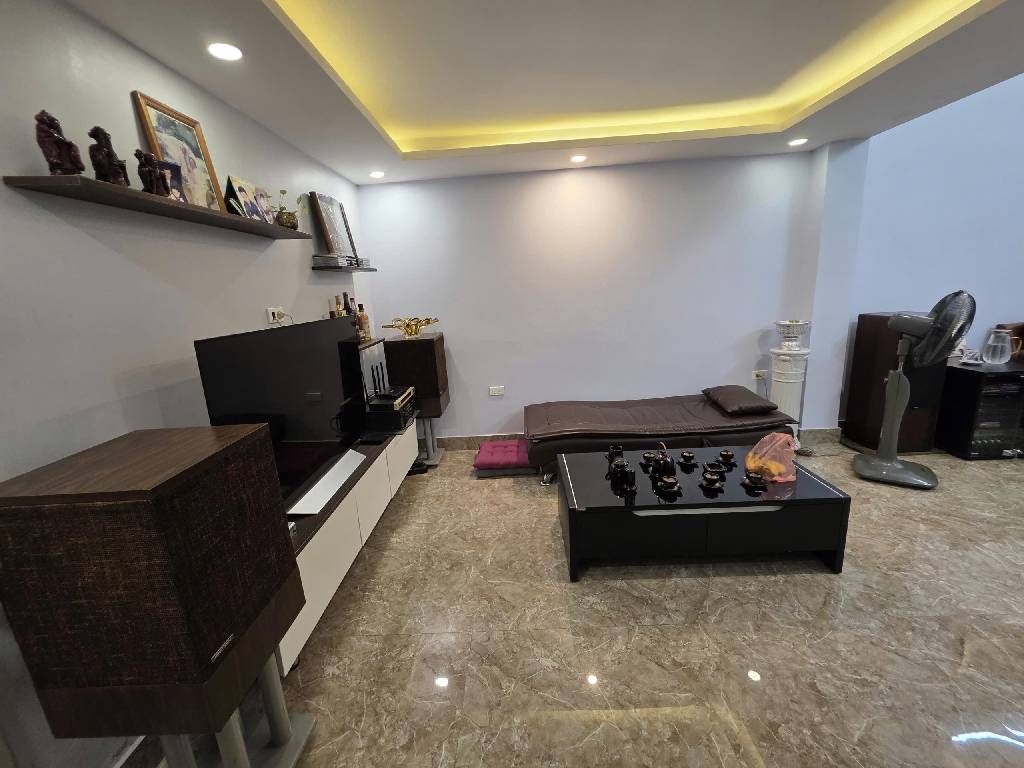 Bán nhà Nguyễn Cao - diện tích 58m2 4 tầng - Ngõ ô tô - giá 19,5 tỷ