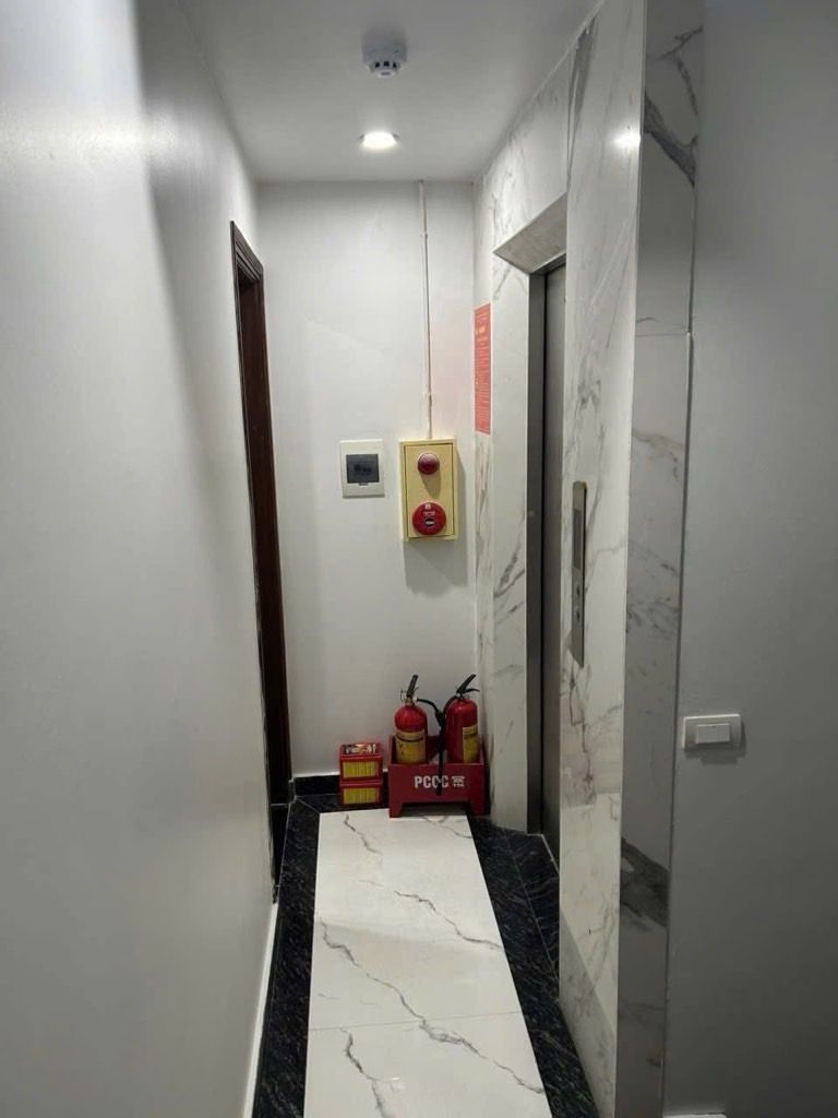 Bán nhà Tô Vĩnh Diện - diện tích 40.6m2 8 tầng - Lô góc siêu thoáng - giá 15,3 tỷ