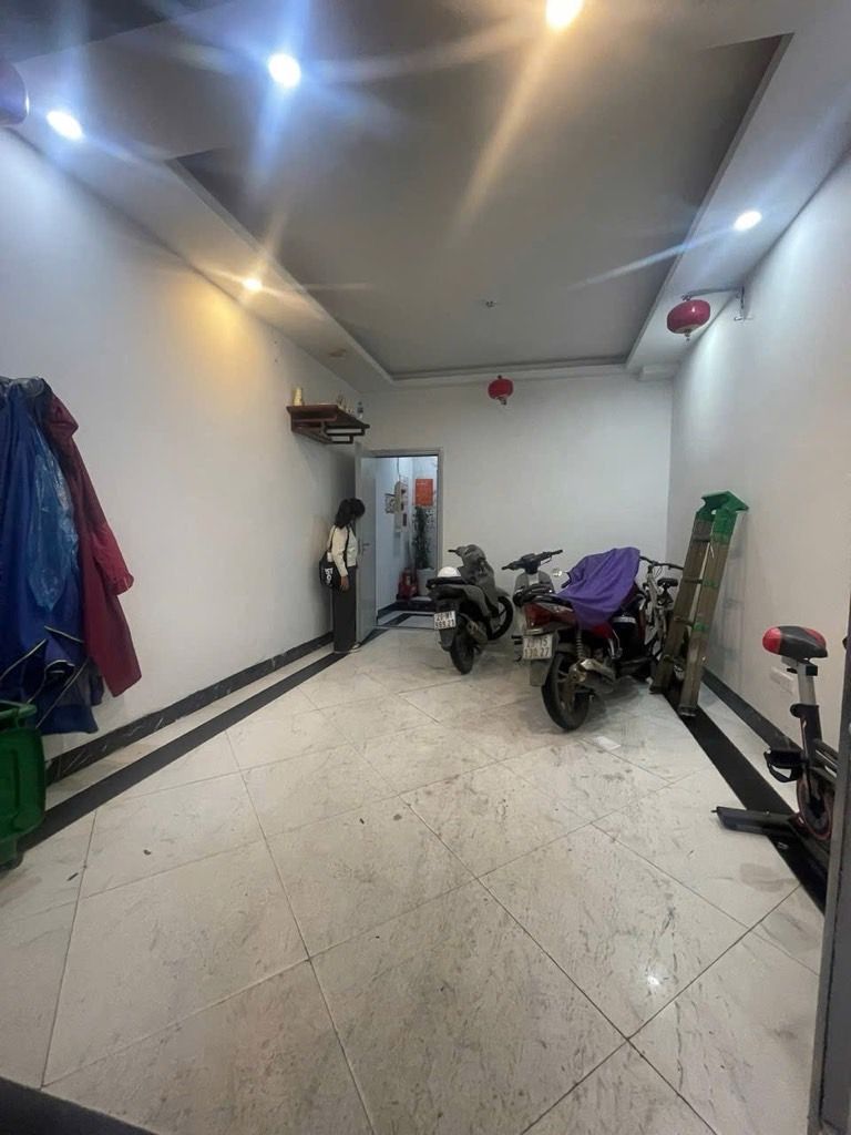 Bán nhà Tô Vĩnh Diện - diện tích 40.6m2 8 tầng - Lô góc siêu thoáng - giá 15,3 tỷ