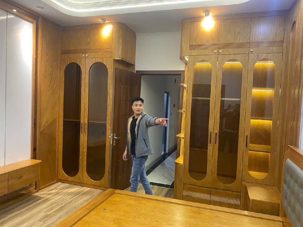 Bán nhà Khương Đình - diện tích 54,3m2 6 tầng - gần ô tô - giá 13,4 tỷ