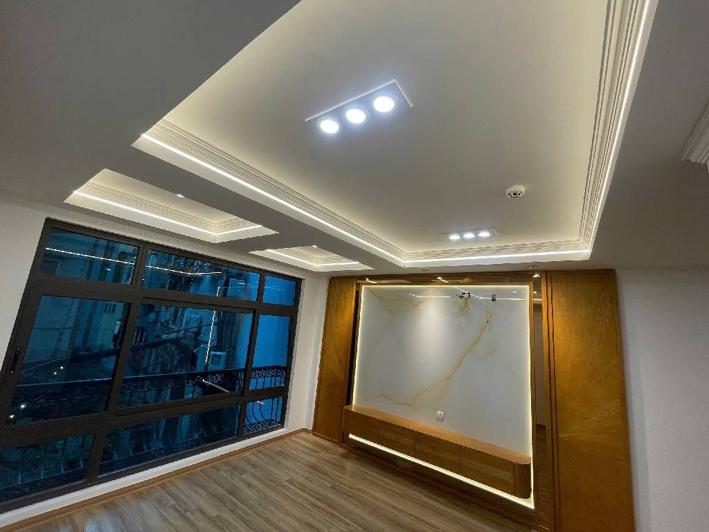 Bán nhà Khương Đình - diện tích 54,3m2 6 tầng - gần ô tô - giá 13,4 tỷ