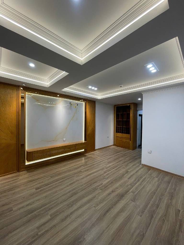 Bán nhà Khương Đình - diện tích 54,3m2 6 tầng - gần ô tô - giá 13,4 tỷ