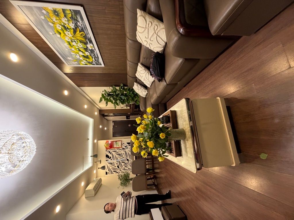 Bán nhà Tân Mai - diện tích 92.2m2 1 tầng - Cực kì thoải mái và tiện ích - giá 9,8 tỷ