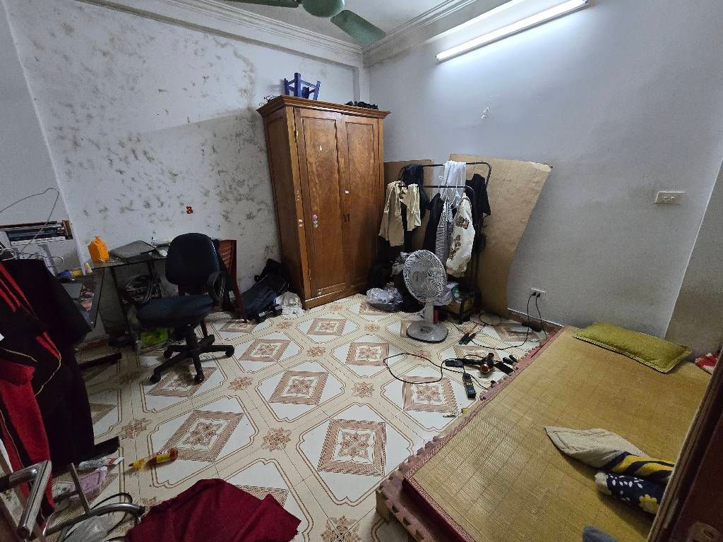 Bán nhà Thái Hà - diện tích 23.1m2 3 tầng - ngõ đẹp - giá 6,4 tỷ