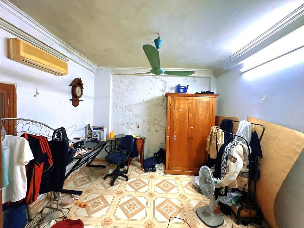 Bán nhà Thái Hà - diện tích 23.1m2 3 tầng - ngõ đẹp - giá 6,4 tỷ